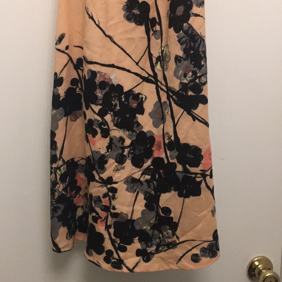 Dress - Picture 4 of 7